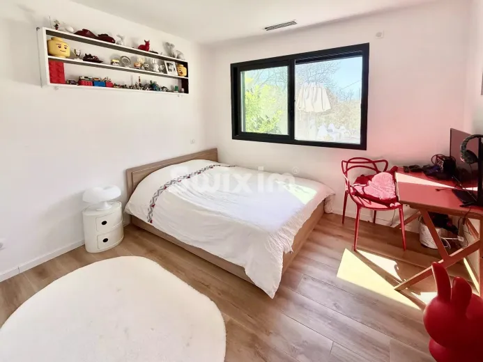 Haus zu verkaufen in Bourg-Saint-Andéol (9)