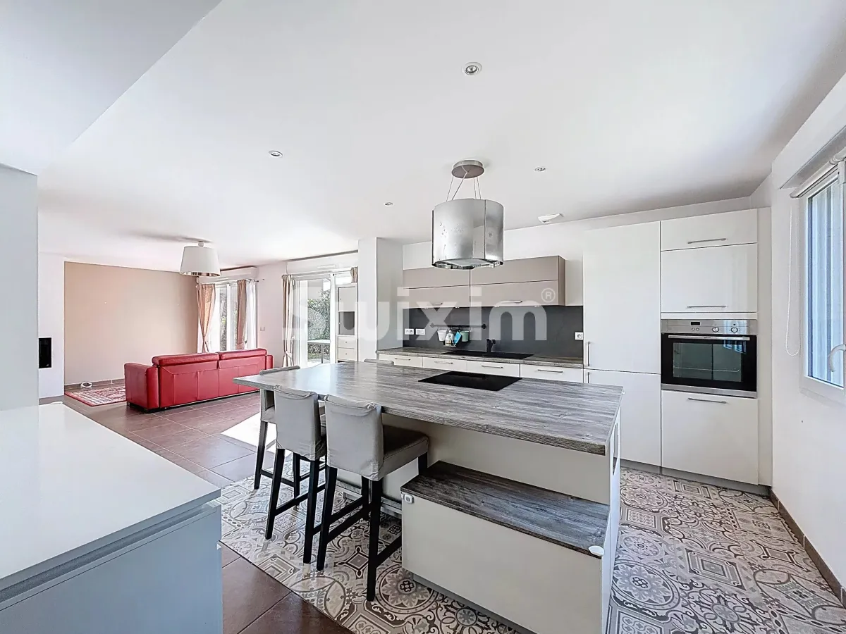 Haus zu verkaufen in Saint-Genis-Pouilly - Smart Propylaia (2)