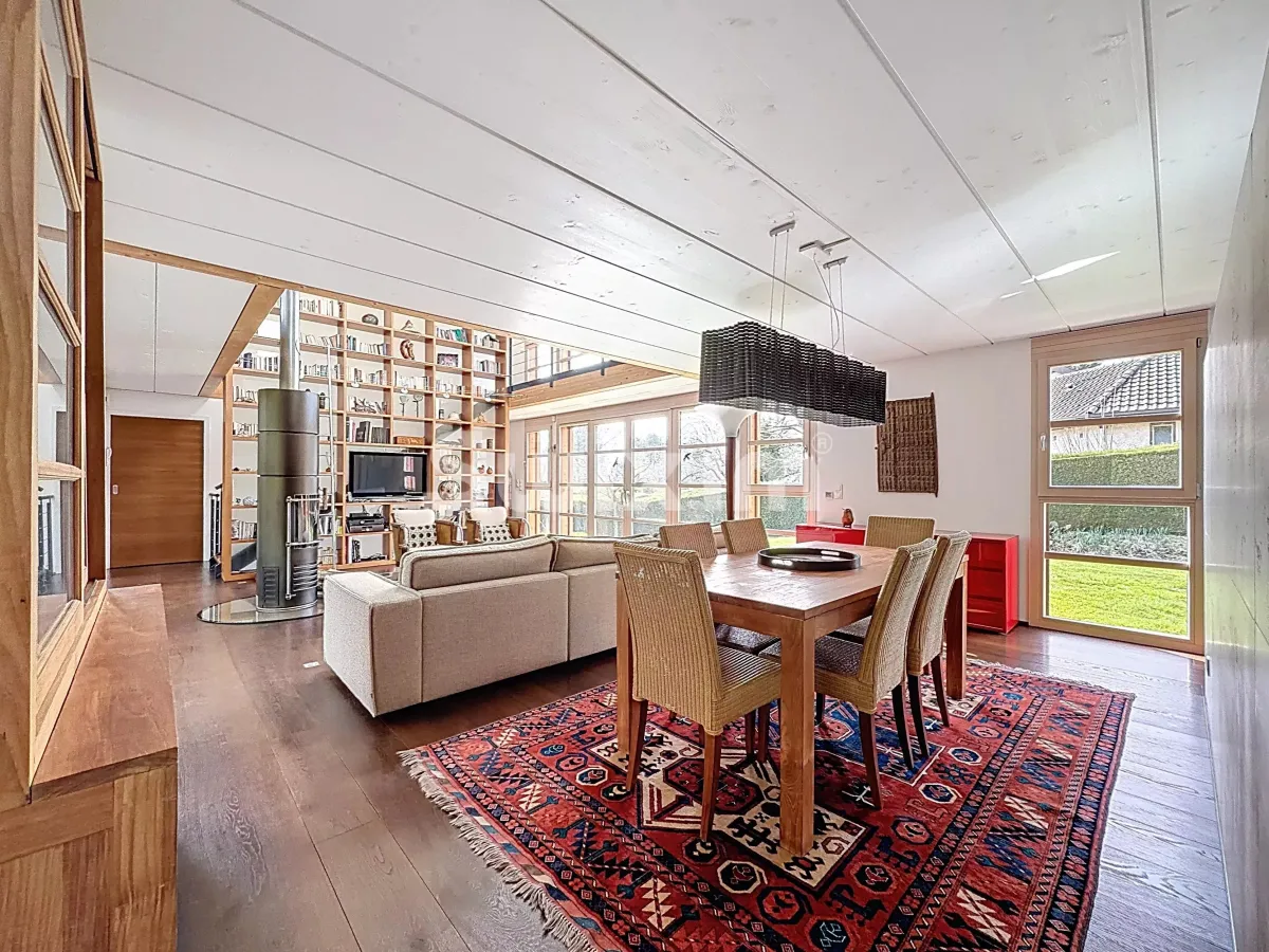 Maison à vendre à Divonne-Les-Bains - Maison individuelle T8 de 302m2 sur terrain de 1'697m2! - Smart Propylaia (3)