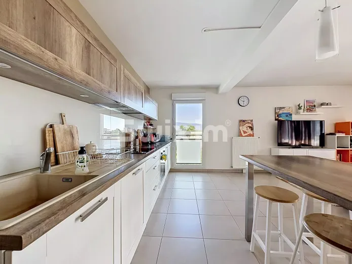 Appartement à vendre à Saint-Genis-Pouilly (4)