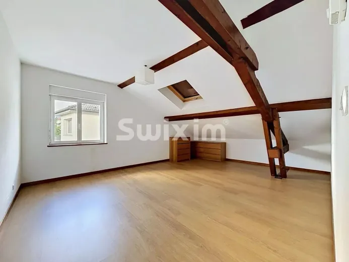 Multiple dwelling for sale in Challex (13)
