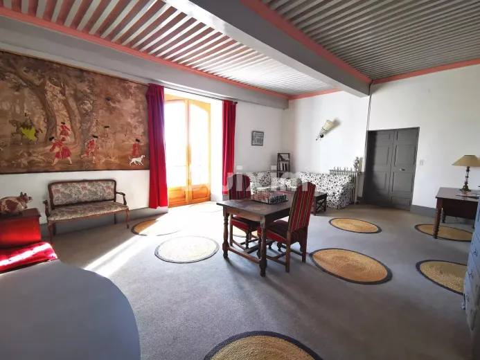Mehrfamilienhaus zu verkaufen in Bourg-Saint-Andéol (8)
