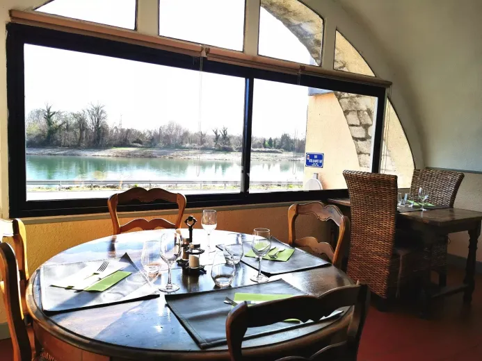 Mehrfamilienhaus zu verkaufen in Bourg-Saint-Andéol (12)