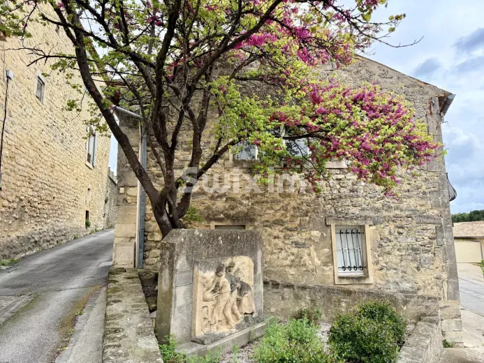 Casa in vendita a Saint-Restitut (2)