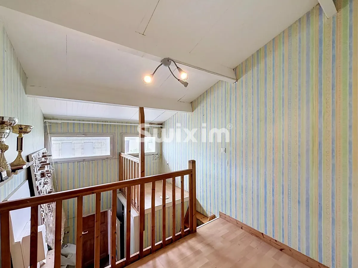 Maison à vendre à Bordeaux - Maison en pierre 2 chambres à deux pas de Nansouty - Smart Propylaia (6)