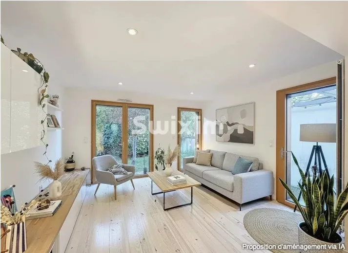 House for sale in Begles