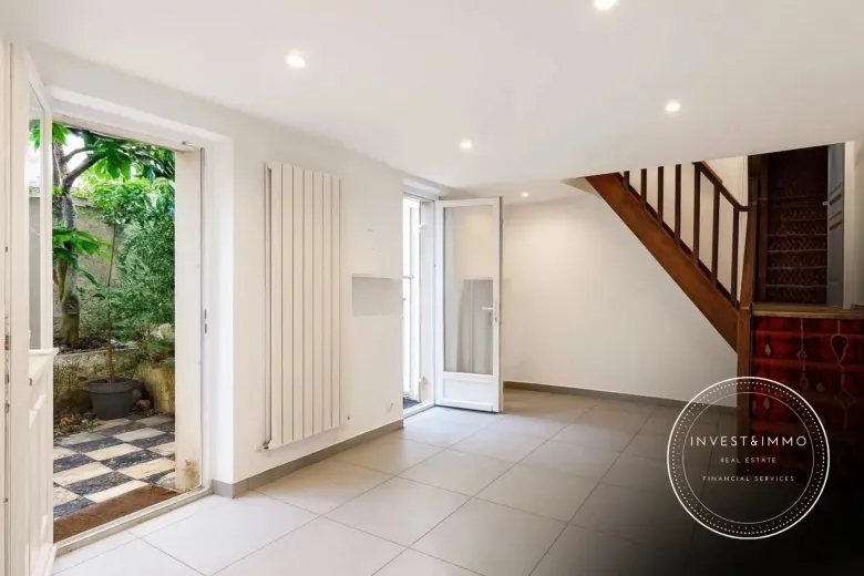 Casa in vendita a Suresnes