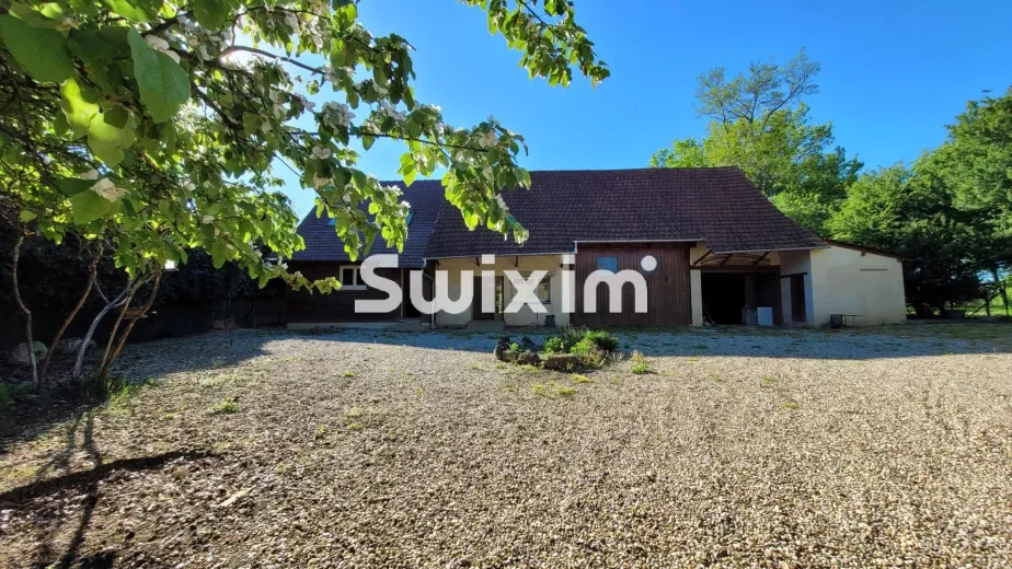 Haus zu verkaufen in Bletterans