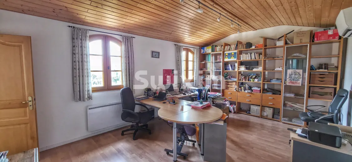 Casa in vendita a Suze-La-Rousse (8)