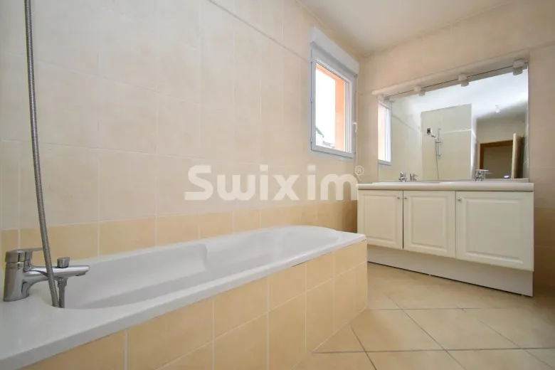 Appartement à vendre à Saint-Genis-Pouilly (8)