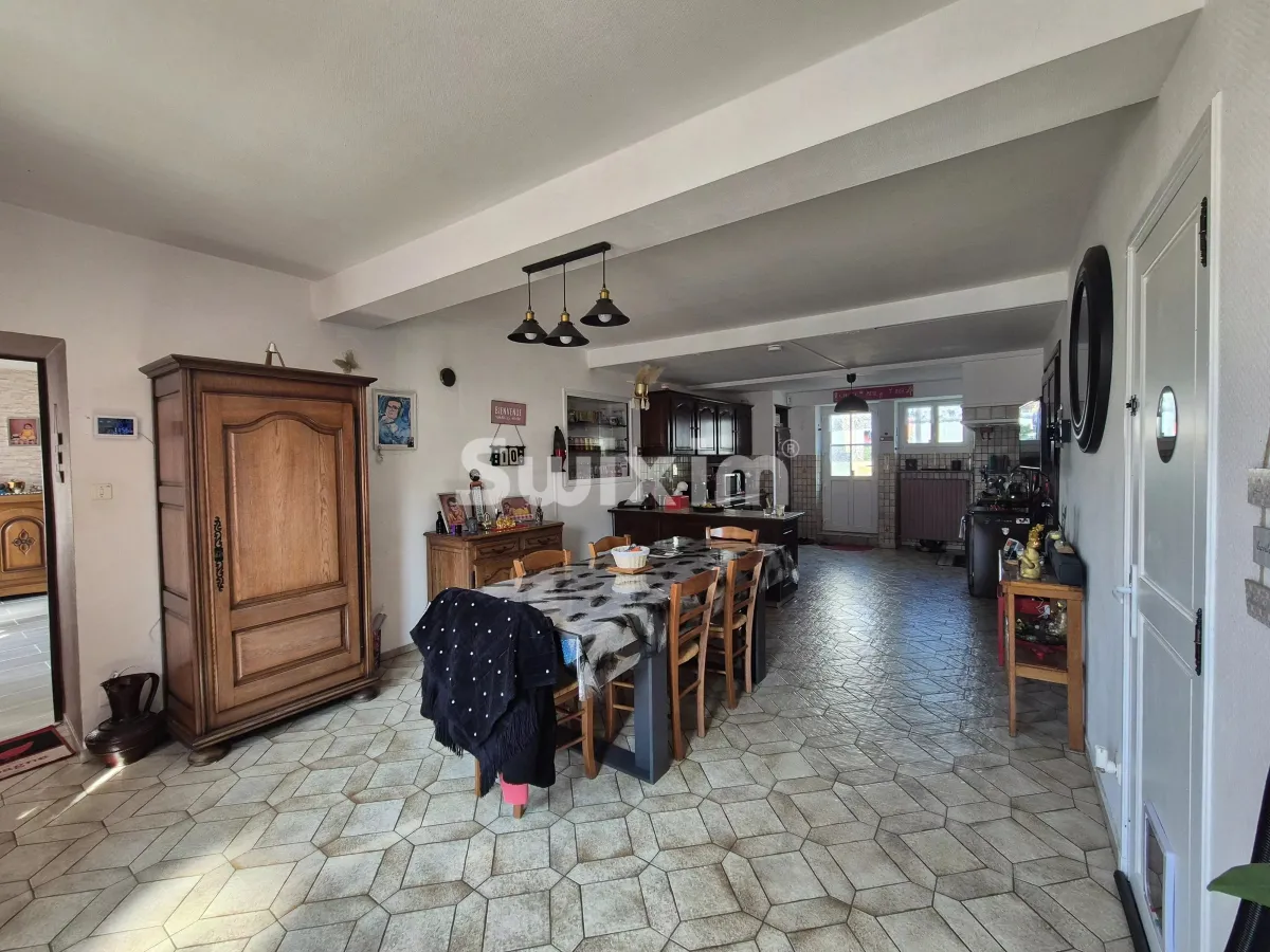 Haus zu verkaufen in Saint-Pereuse - Einfamilienhaus zu verkaufen in Saint-Pereuse, 13 Zimmer, 205 m2 - Smart Propylaia (15)