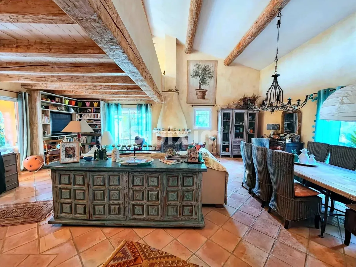 Maison à vendre à Les Arcs - Propriété de charme sur un terrain de 2hectares avec piscine - Smart Propylaia (3)