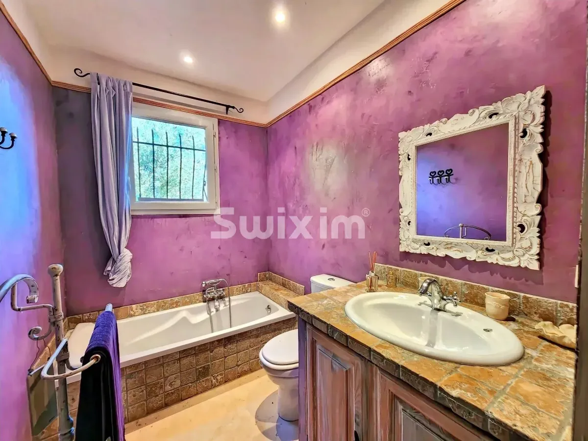 Maison à vendre à Les Arcs - Propriété de charme sur un terrain de 2hectares avec piscine - Smart Propylaia (9)