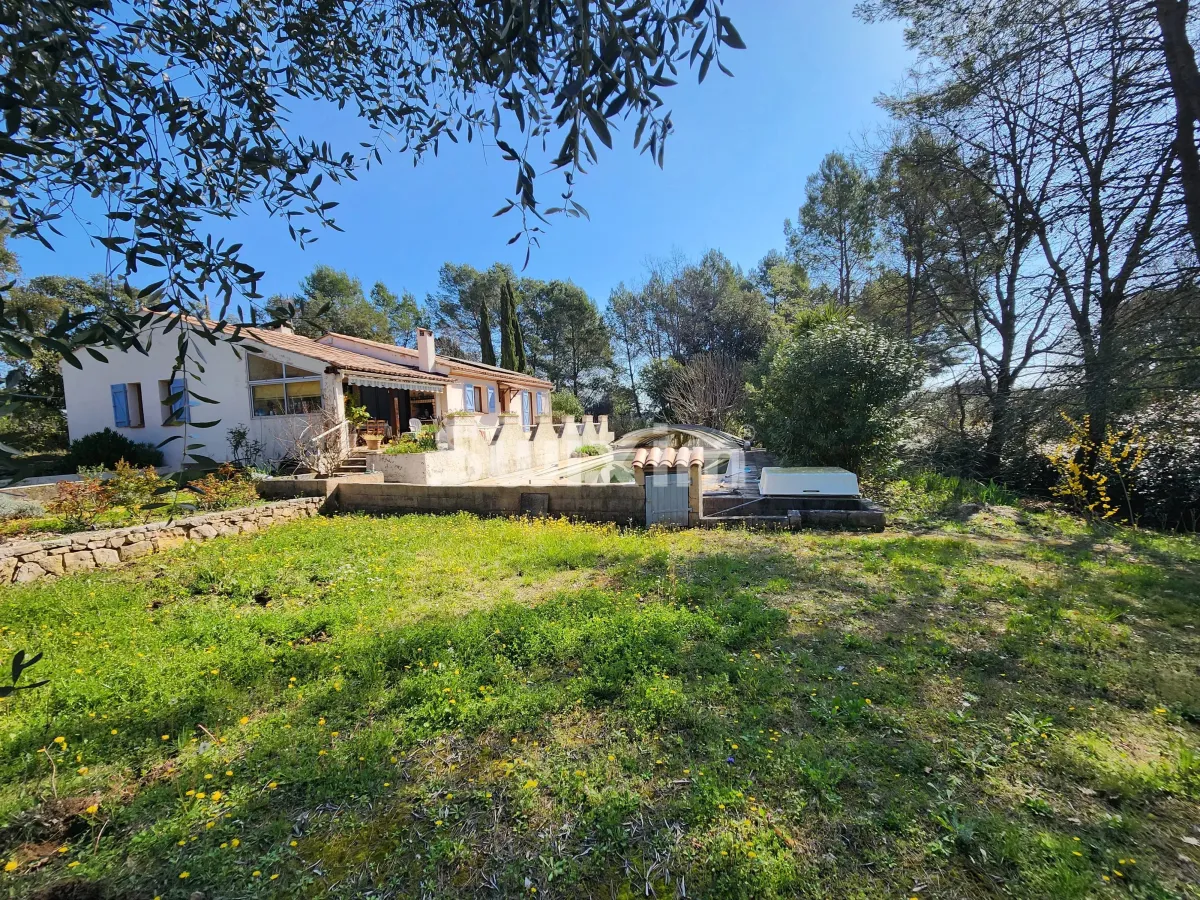 Maison à vendre à Les Arcs - Maison de plain-pied de type F5 avec piscine et sous-sol intégral - Smart Propylaia (3)