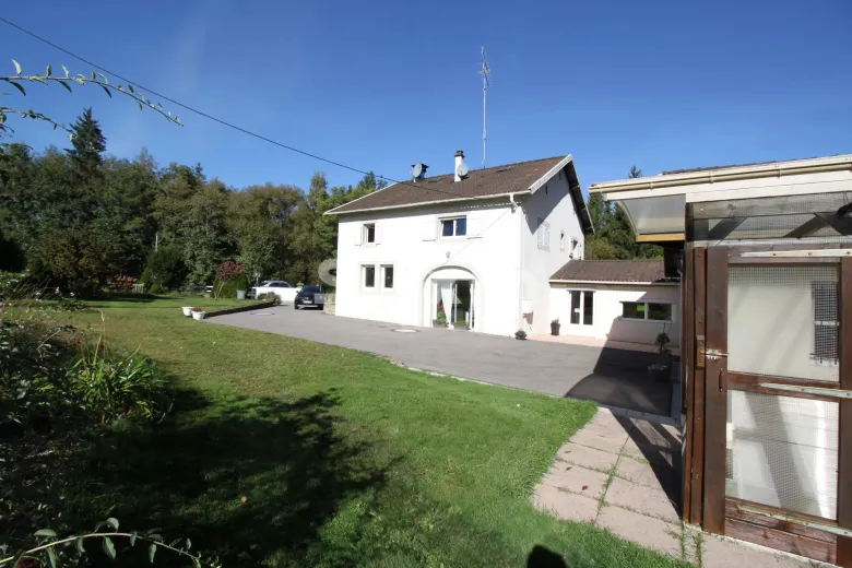 House for sale in Hadol
