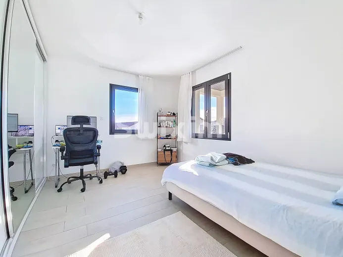 Maison à vendre à Brion (6)