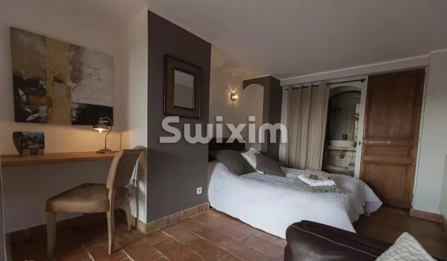 Maison à vendre à La Cadiere-D'azur (13)