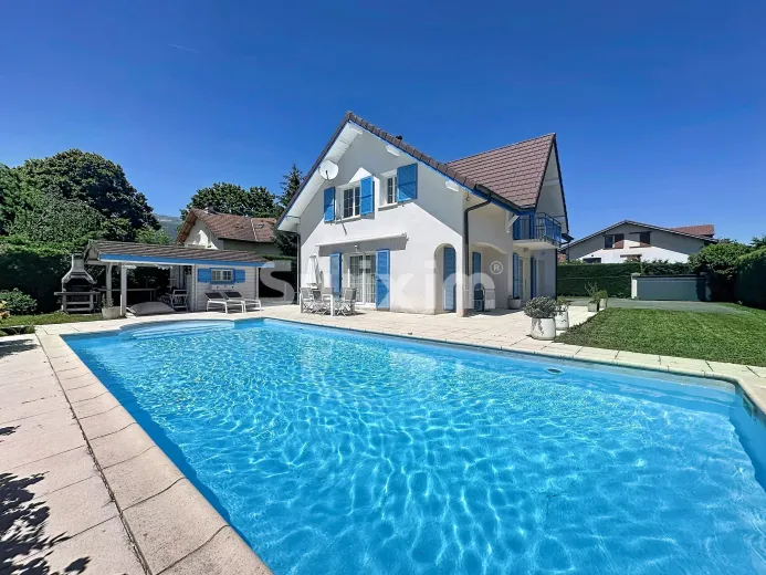 Maison à vendre à Saint-Genis-Pouilly (14)
