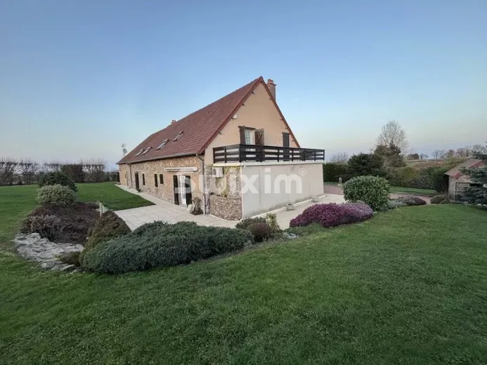 Casa in vendita a Saulieu