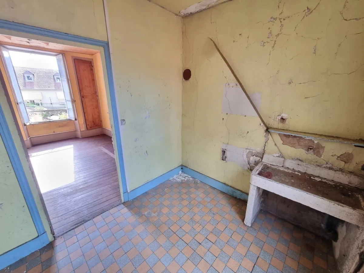 Mehrfamilienhaus zu verkaufen in Avallon - Mehrfamilienhaus zu verkaufen in Avallon, 6 Zimmer, 96 m2 - Smart Propylaia (12)