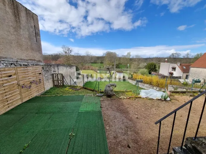 Maison à vendre à Pousseaux (15)