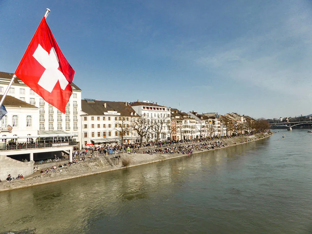 Basel zu verkaufen Mehrfamilienhaus Schweiz - cChic-immoHub Ihr Immobilienportal