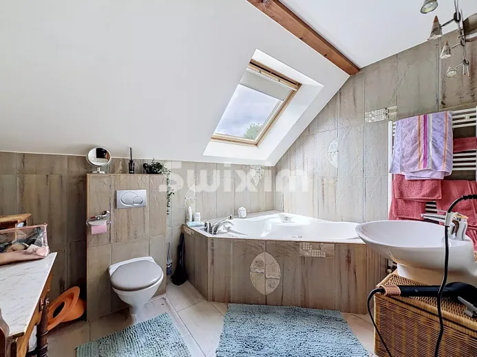Maison à vendre à Farges (14)