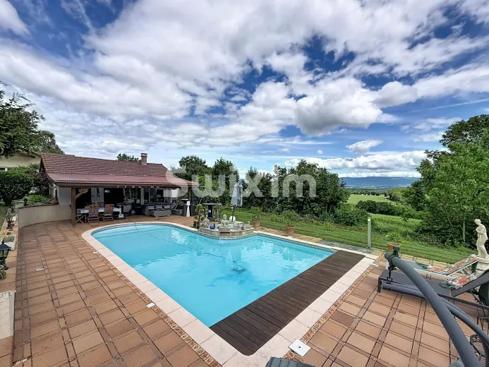 Maison à vendre à Farges (17)