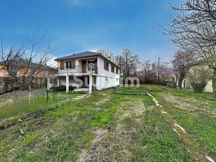 House for sale in Saint-Genis-Pouilly (2)