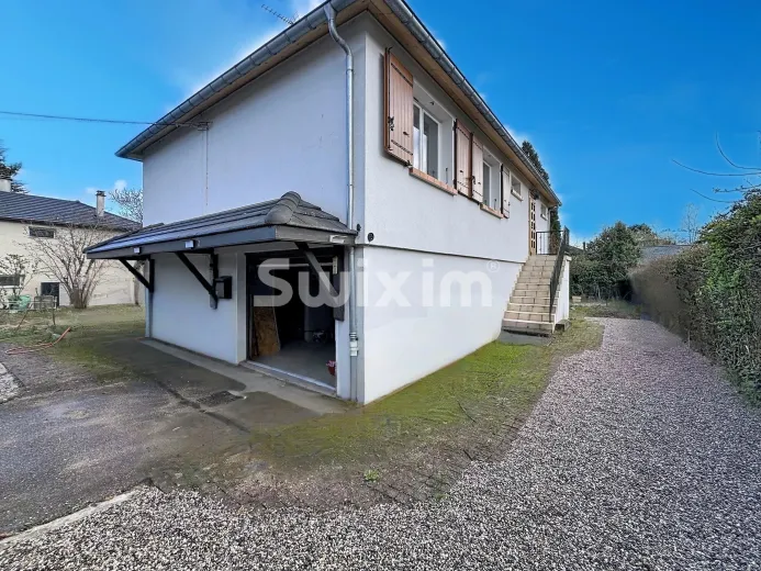 House for sale in Saint-Genis-Pouilly (3)