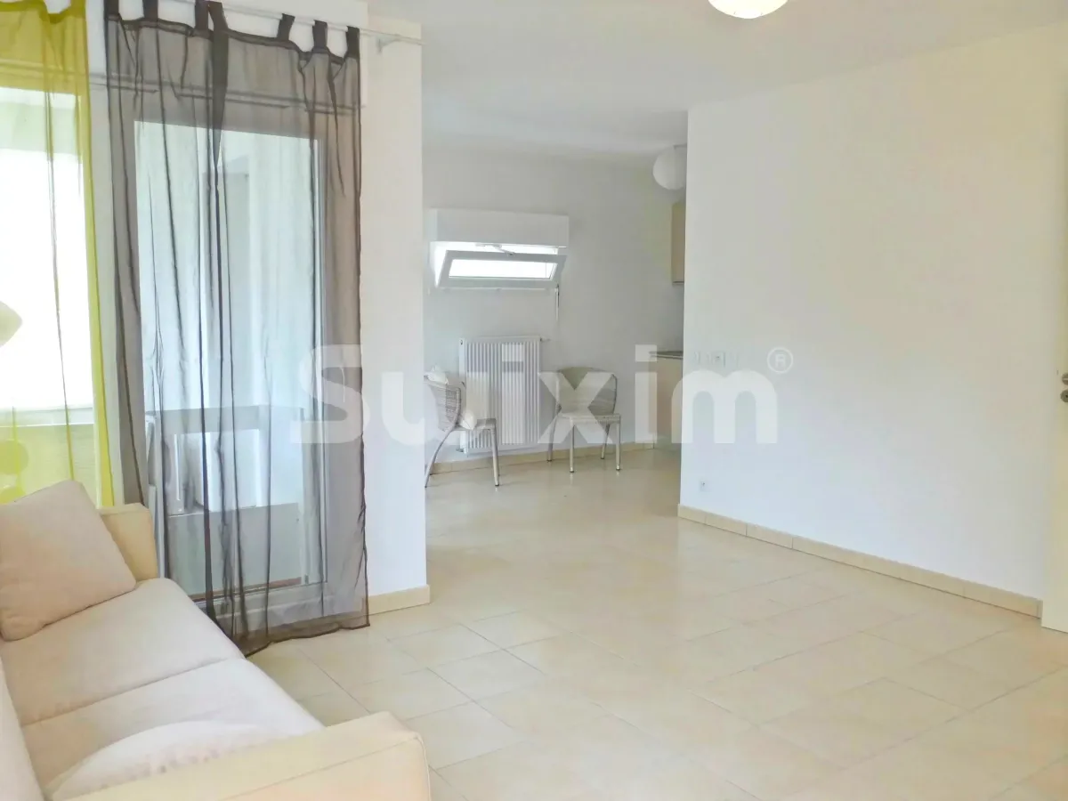 Appartement à vendre à Aix-Les-Bains - Studio Bord de lac à Aix Les Bains - Smart Propylaia (3)