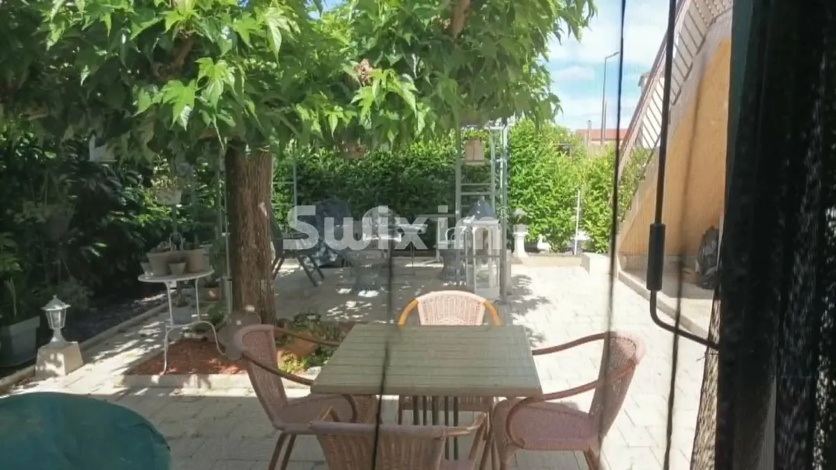 Maison à vendre à Cuisery - Maison agréable cœur de village - Smart Propylaia (21)