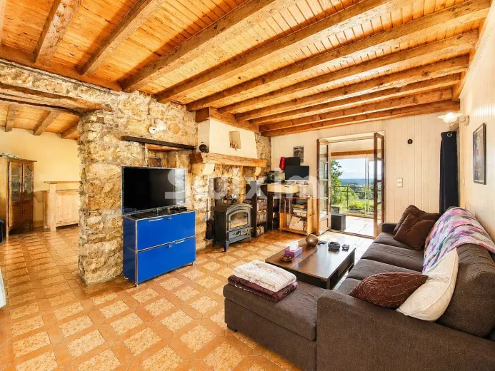 Maison à vendre à Collonges (3)