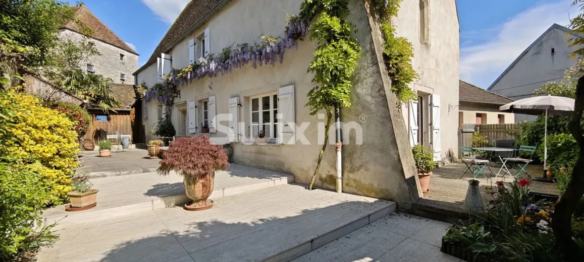 Casa in vendita a Pesmes
