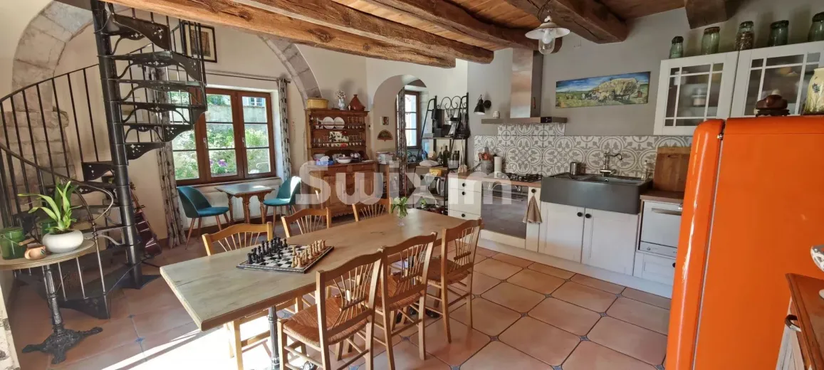 Casa in vendita a Pesmes (3)