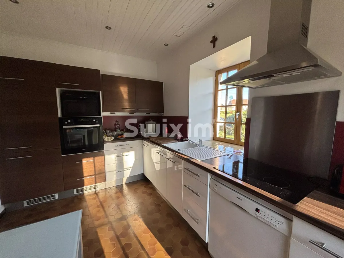 Haus zu verkaufen in La Roche-En-Brenil - Smart Propylaia (20)