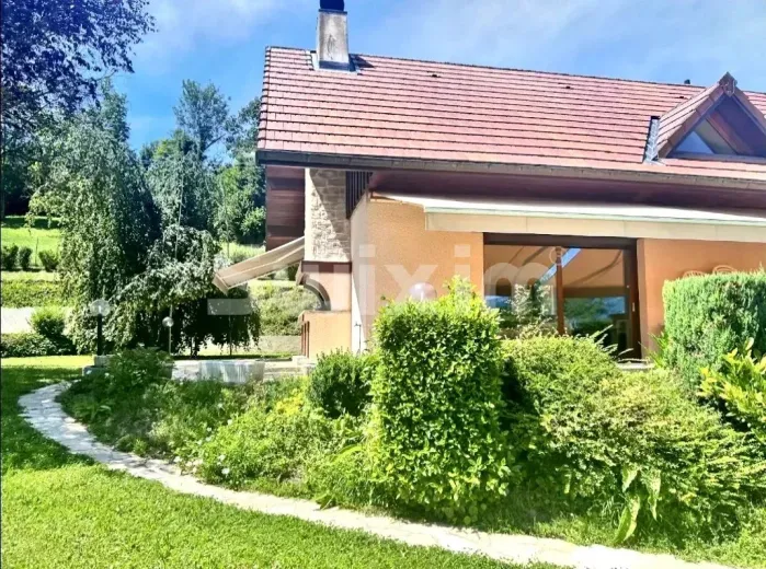 House for sale in Parves et Nattages