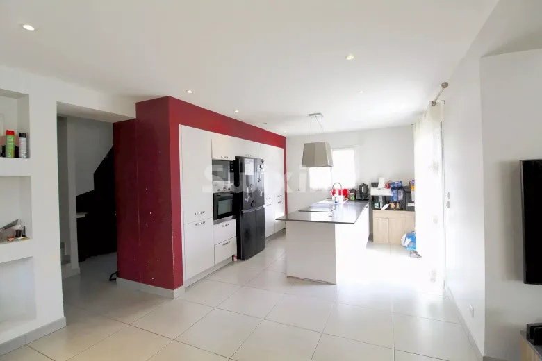 Haus zu verkaufen in Scionzier - Einfamilienhaus zu verkaufen in Scionzier, 5 Zimmer, 130.29 m2 - Smart Propylaia (3)