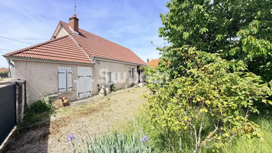 House for sale in Brazey-En-Plaine