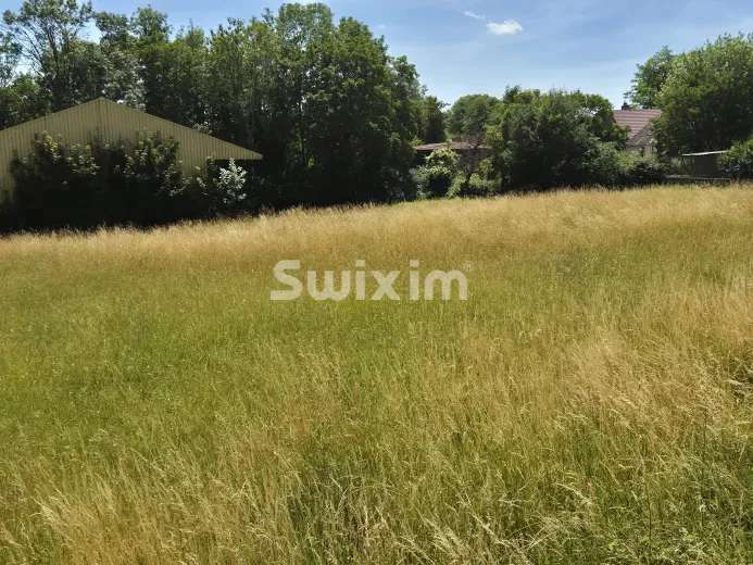 Plot for sale in Dole