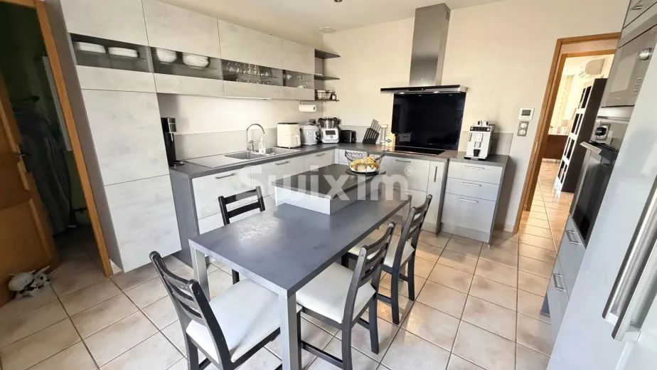 Maison à vendre à Lamarche-Sur-Saone (2)