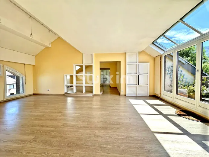Wohnung zu verkaufen in Archamps (3)