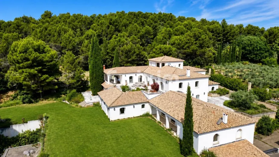 Casa in vendita a Vaison-La-Romaine (2)