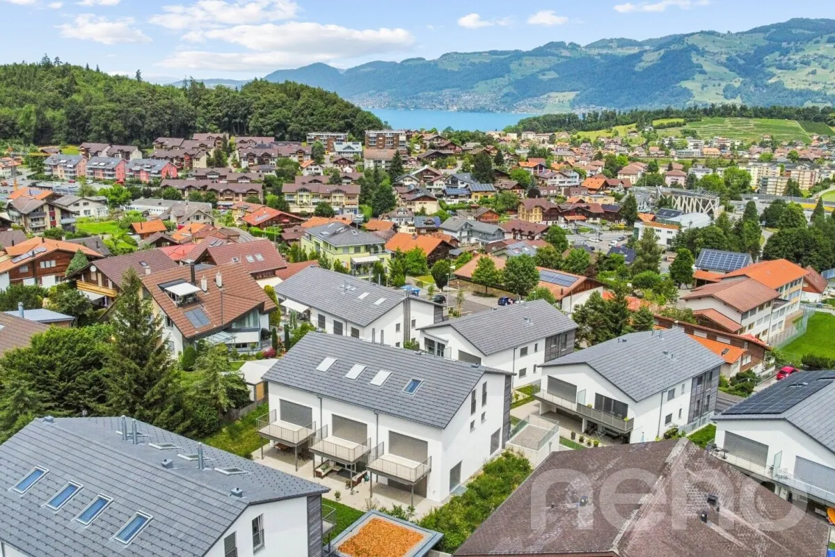 Spiez zu verkaufen Angebautes Haus Schweiz - cChic-immoHub Ihr Immobilienportal