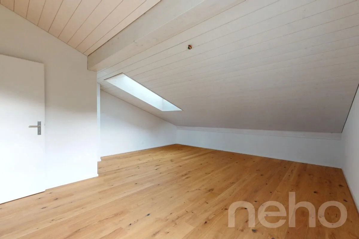 Spiez zu verkaufen Angebautes Haus Schweiz - cChic-immoHub Ihr Immobilienportal