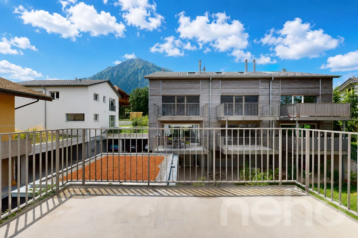 Spiez zu verkaufen Angebautes Haus Schweiz - cChic-immoHub Ihr Immobilienportal