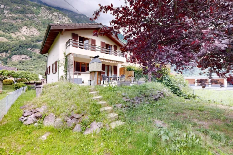 Zu verkaufen Angebautes Haus Collonges Schweiz - Schweiz - cChic-immoHub Ihr Immobilienportal