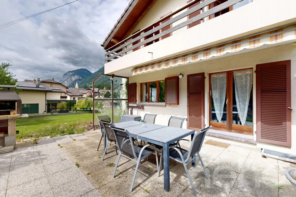 Collonges zu verkaufen Angebautes Haus Schweiz - cChic-immoHub Ihr Immobilienportal