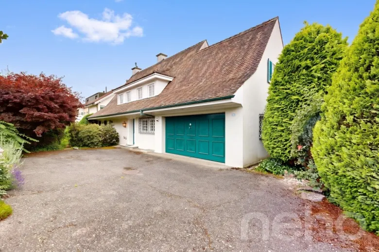 Zu verkaufen Einfamilienhaus Reinach BL Schweiz - Schweiz - cChic-immoHub Ihr Immobilienportal