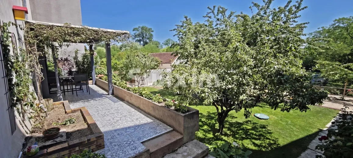 Casa in vendita a Pesmes (3)